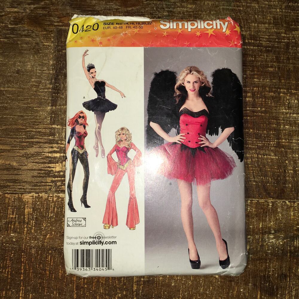 Simplicity Sewing Pattern 0420 Black Swan Ballet Catwoman Costume 14-22 UNCUT